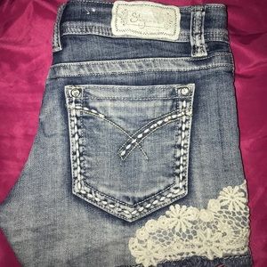 Shyanne distressed denim shorts size 27